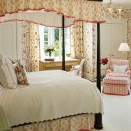 red-bedroom-016299