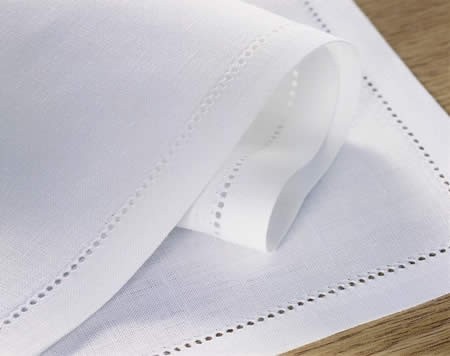 012_plain_hemstitched_linen_napkins